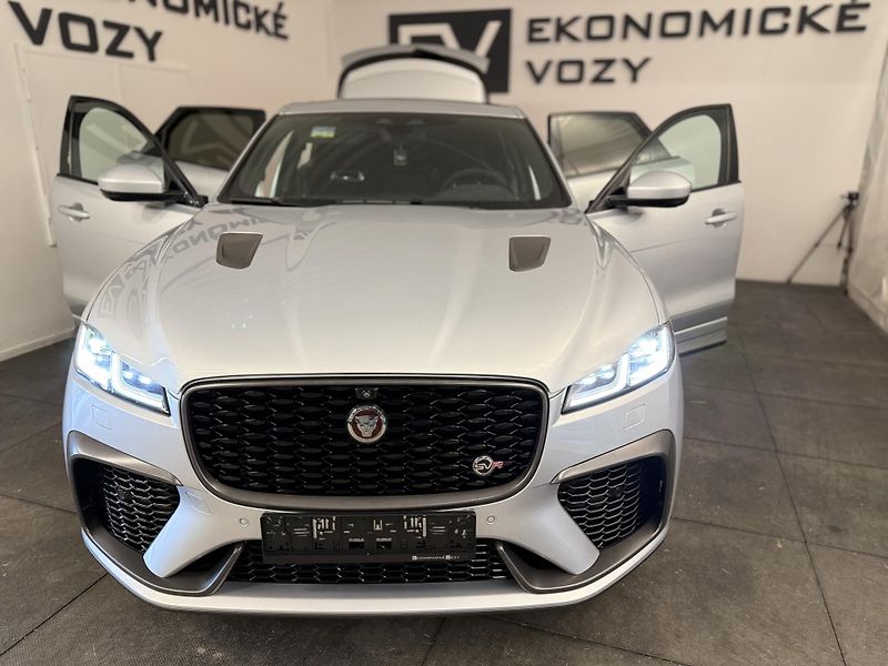 Jaguar F-Pace (2022) 5.0 SVR REZERVOVÁNO  - fotka 3 z 53