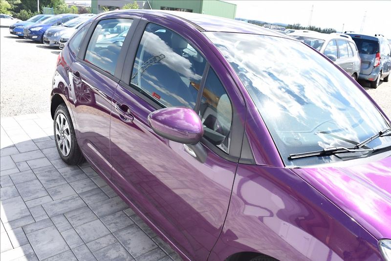 Citroën C3 1,2 i 60KW NÍZKÉ KM ALU PO STK - fotka 8 z 42
