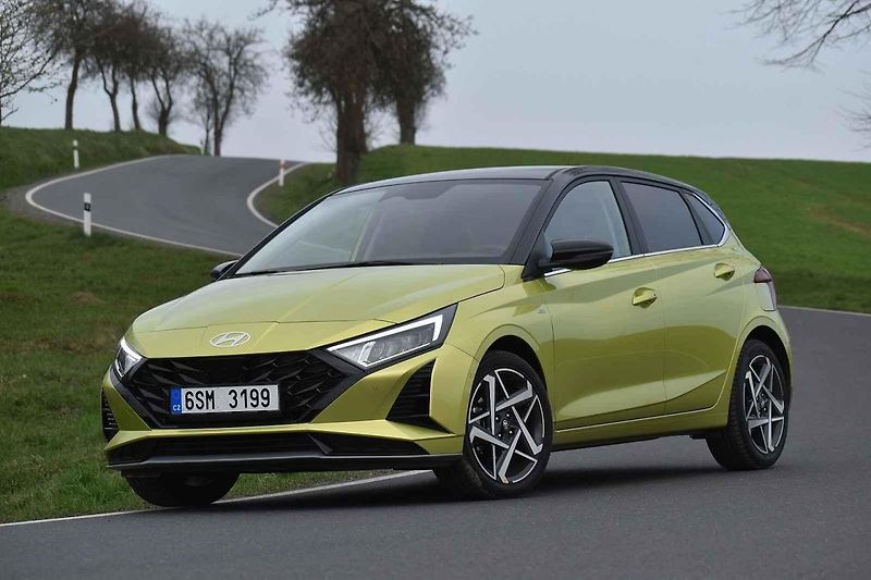 Hyundai i20 po faceliftu se moc nezměnil. Ale škoda to určitě není