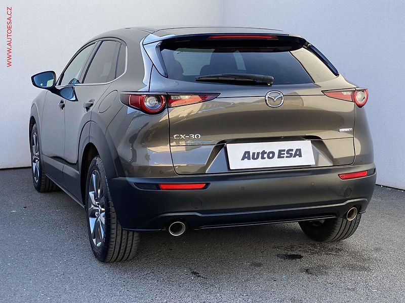 Mazda CX-30 (2020) 2.0i Skyactive, 1.maj,ČR, AT - fotka 6 z 18