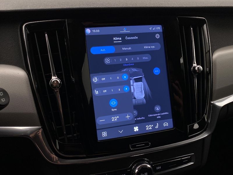Volvo V90 T6 AWD PLUG-IN DARK PLUS AUT - fotka 41 z 59