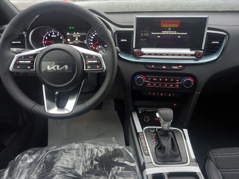 Kia XCeed 1,6 T-GDi 7DCT STEEL E. 132 - fotka 8 z 8