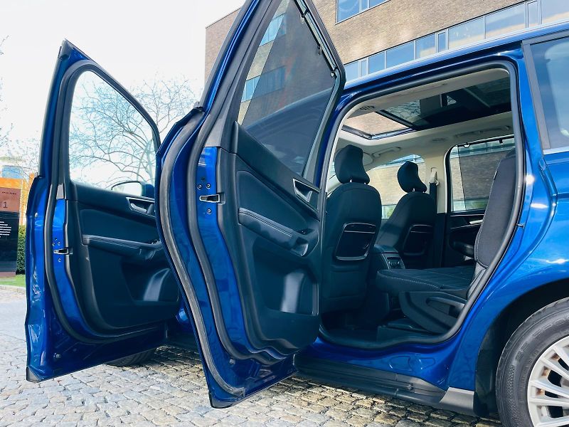 Ford Galaxy 2.0TDCi MANUÁL 7MÍST 1.MAJITEL - fotka 23 z 55