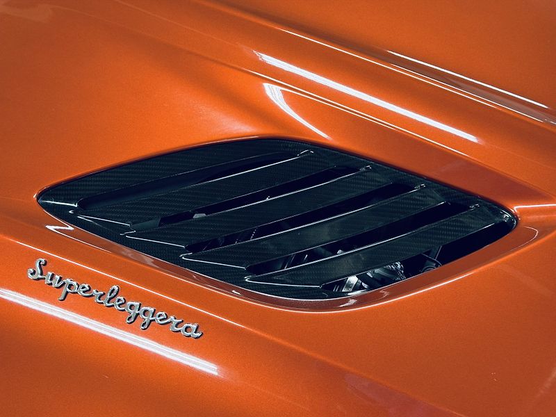 Aston Martin DBS (2019) 5.2.V12*Q*SUPERLEGGERA*CERAM - fotka 6 z 50