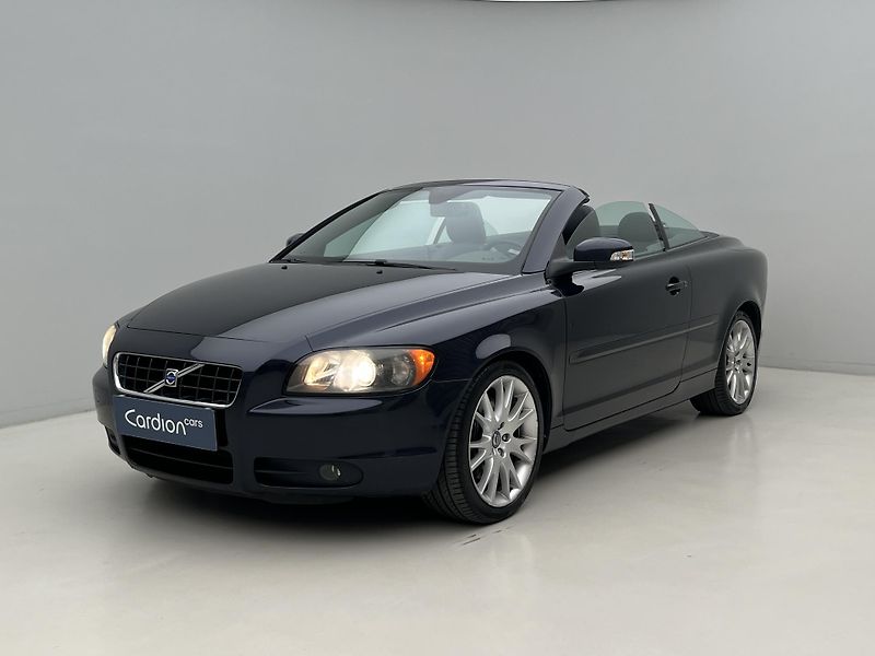 Volvo C70 MOMENTUM - fotka 1 z 33