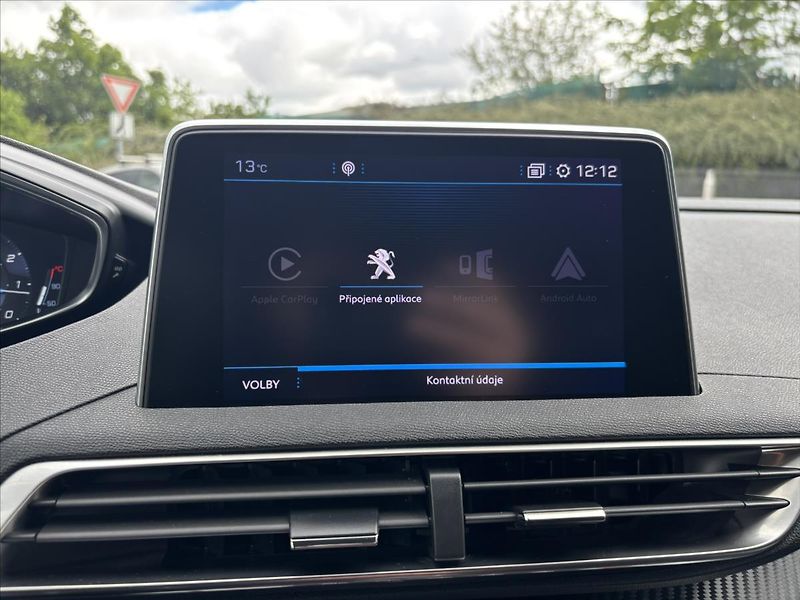 Peugeot 3008 1,2 PT AT 1.ČR PLNÝ SERVIS - fotka 19 z 37