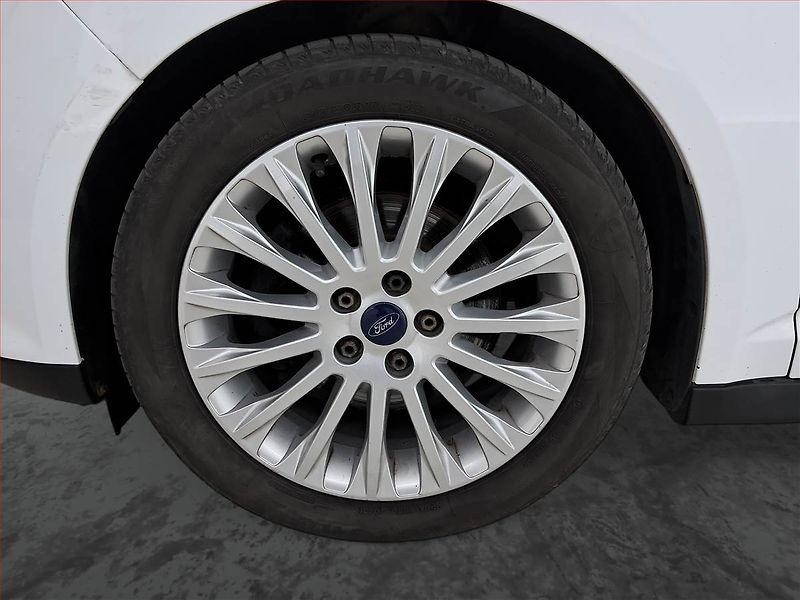 Ford Grand C-MAX (2012) 2.0 TDCi, Serv.kniha, Tempomat - fotka 14 z 17