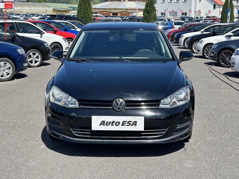 Volkswagen Golf (2013) 1.2i, servis.kniha - fotka 2 z 17