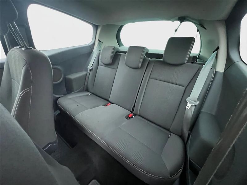 Renault Clio 1,5 DCi,2x Sada kol,Klima - fotka 15 z 16