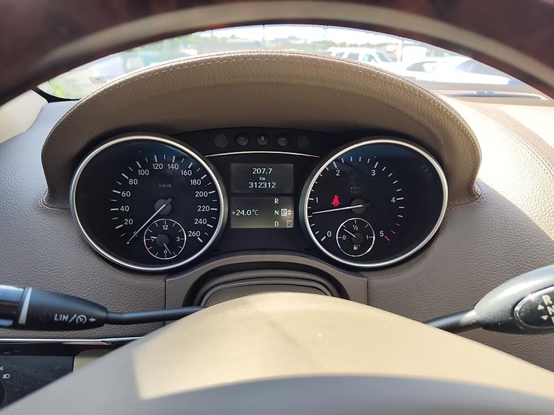 Mercedes-Benz GL 420 CDI 4 MATIC, ČR - fotka 18 z 24