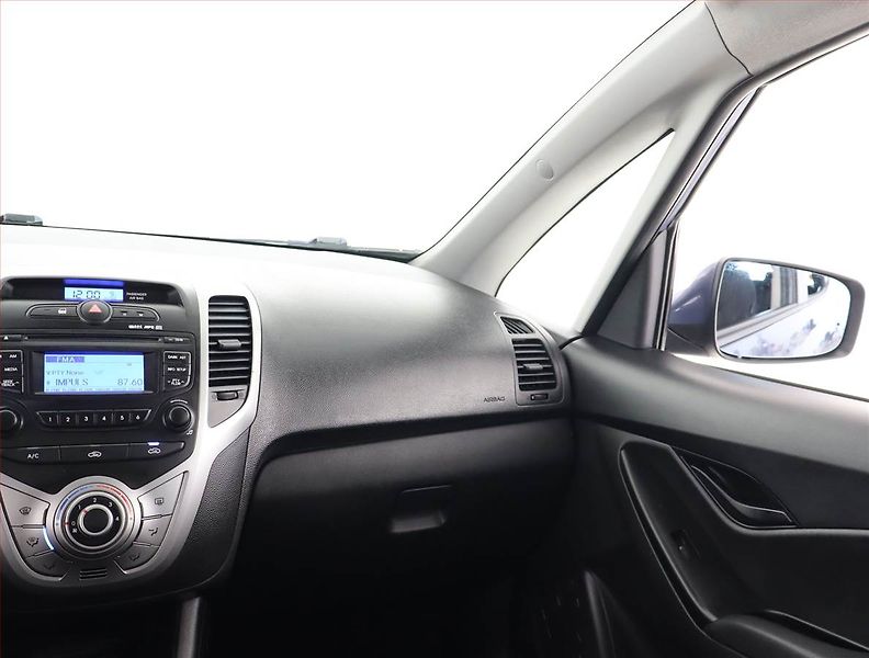Hyundai ix20 (2011) 1.4 CVVT, LPG, Serv.kniha - fotka 8 z 19