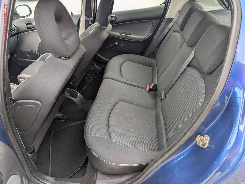 Peugeot 206 (2006) 1.4i, AC - fotka 10 z 19