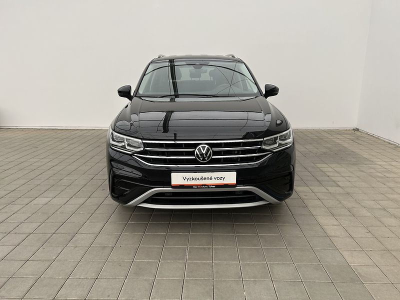 Volkswagen Tiguan Allspace 2.0 TDI 4x4 Elegance - fotka 3 z 27
