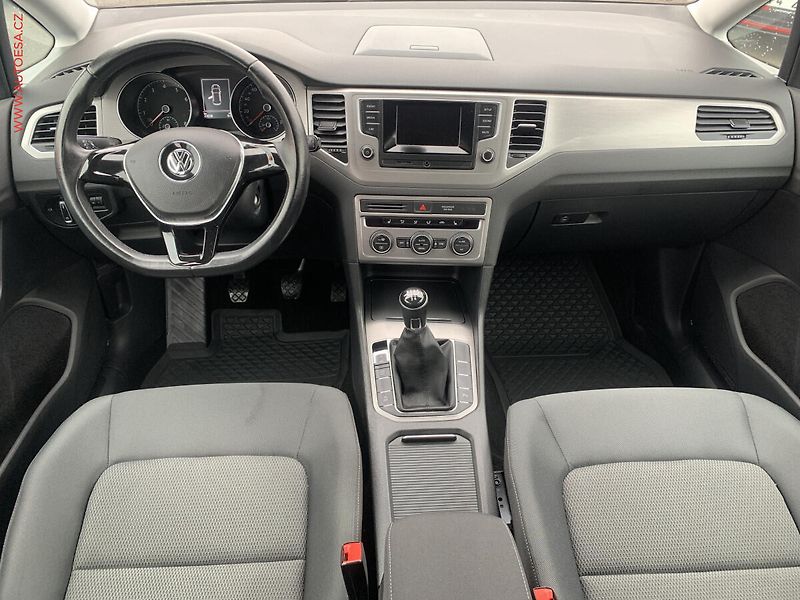 Volkswagen Golf Sportsvan (2014) 1.2 TSi, Comfortline - fotka 8 z 20