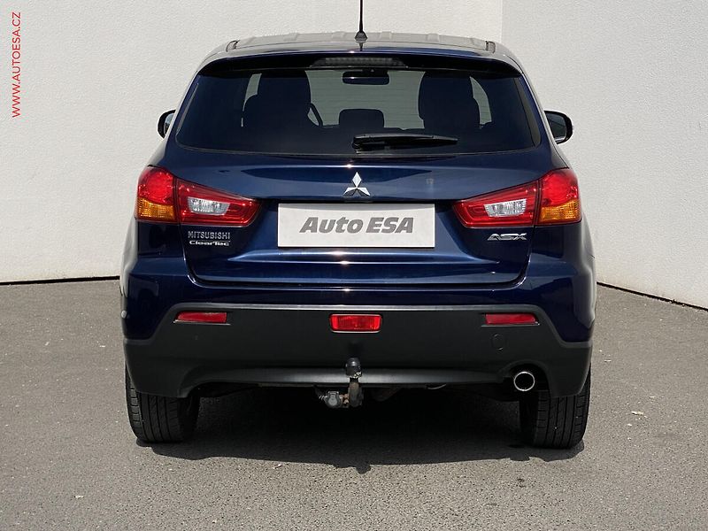 Mitsubishi ASX (2010) 1.6 MiVEC, Invite, TZ - fotka 5 z 15