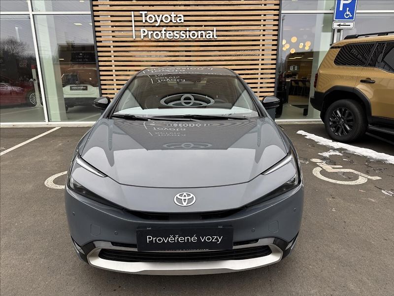 Toyota Prius 2,0 PRESTIGE - fotka 4 z 19