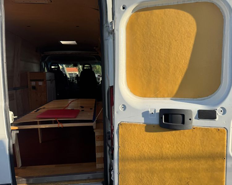 Fiat Ducato (2009) / Klimatizace - fotka 11 z 12