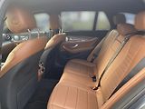 Mercedes-Benz Třídy E E 300d 4M AMG - náhled 15