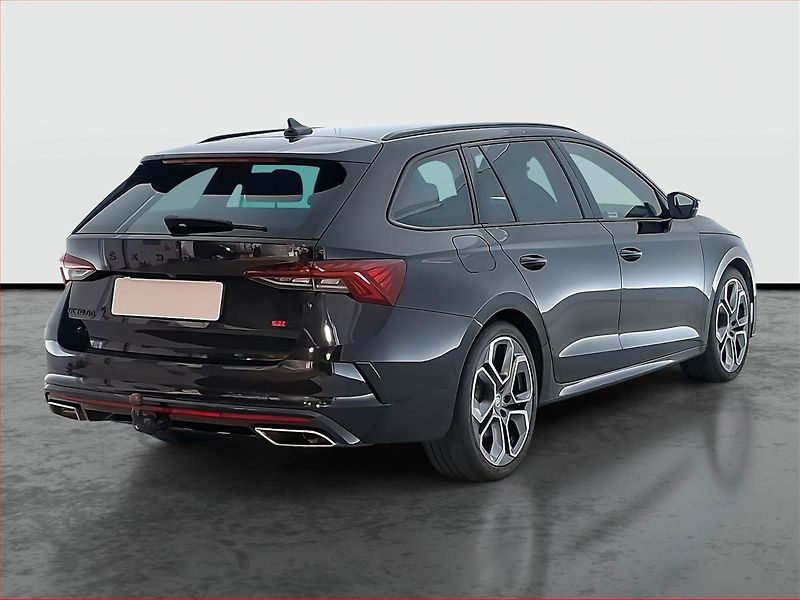 Škoda Octavia (2022) RS 2.0 TSI - fotka 5 z 23