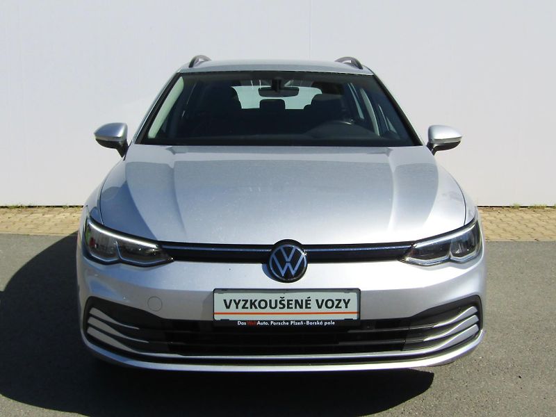 Volkswagen Golf (2022) Variant Life 1,5 TSI - fotka 4 z 29