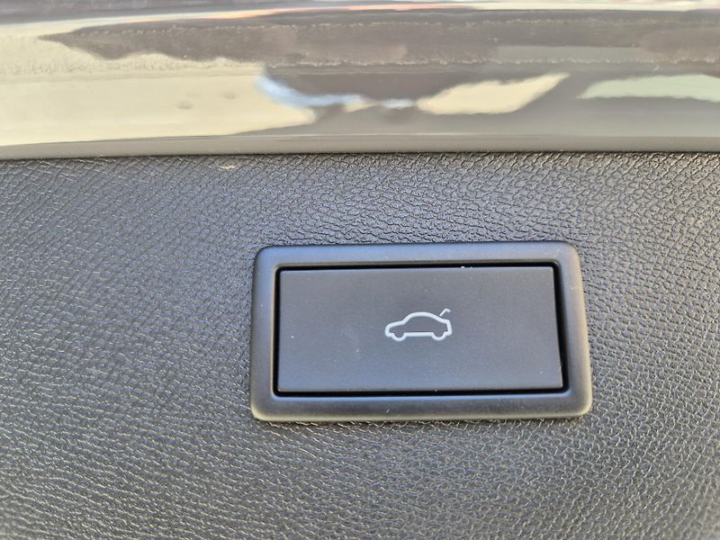 Cupra Formentor (2023) 1,5 TSI 150k DSG  - fotka 11 z 32
