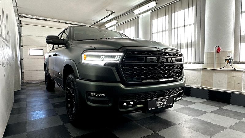 Dodge RAM NIGHT EDITION / 1500 SST H.O.  - fotografie inzerátu