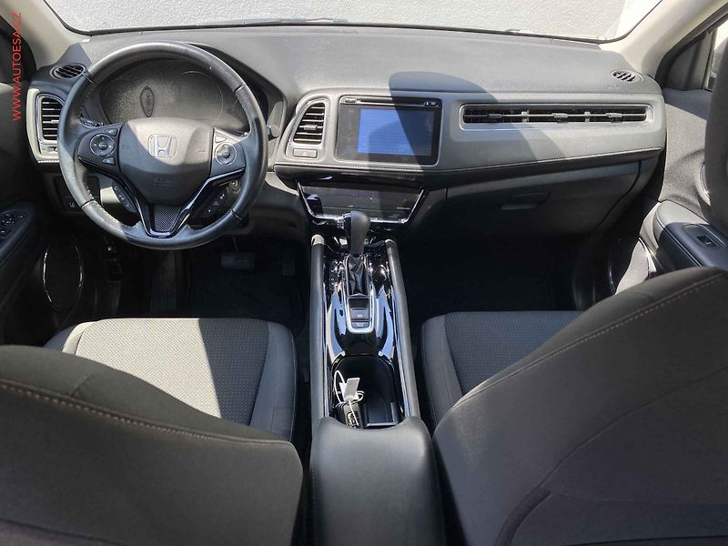 Honda HR-V (2020) 1.5 VTEC, ČR, Elegance, AT - fotka 8 z 19