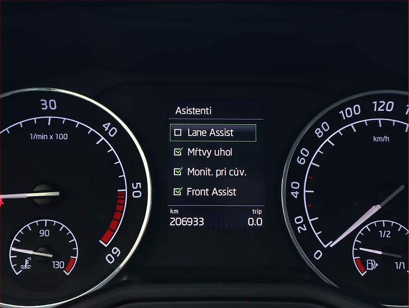 Škoda Superb (2016) Style Plus 2.0 TDI, 4X4 - fotka 18 z 24