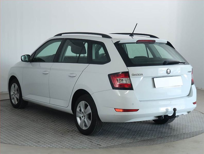 Škoda Fabia (2019) 1.0 TSI, Tempomat - fotka 4 z 17