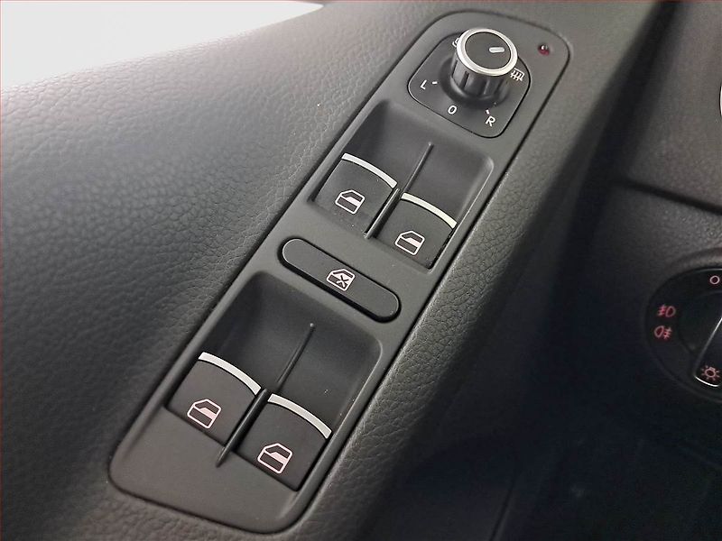 Volkswagen Tiguan (2012) 2.0 TDI, 4X4, Tempomat - fotka 16 z 16