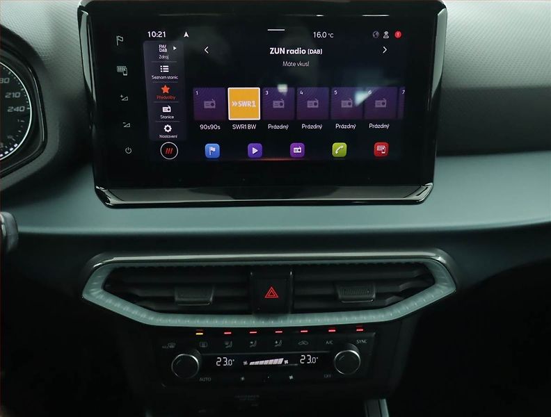 Seat Arona (2023) Xperience 1.0 TSI, Navi - fotka 12 z 19