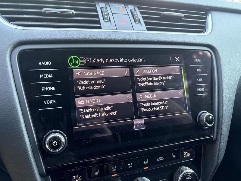 Škoda Octavia 1.5TSI TAŽNÉ - fotka 27 z 45