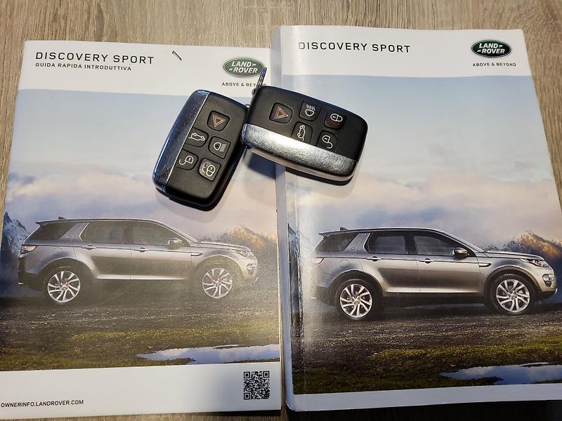 Land Rover Discovery Sport (2018) 2.0 TD4 AWD 110kW AT - fotka 19 z 19