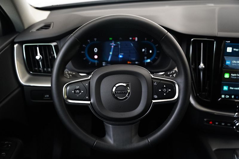 Volvo XC60 - fotka 17 z 26