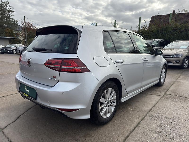 Volkswagen Golf - fotka 2 z 12