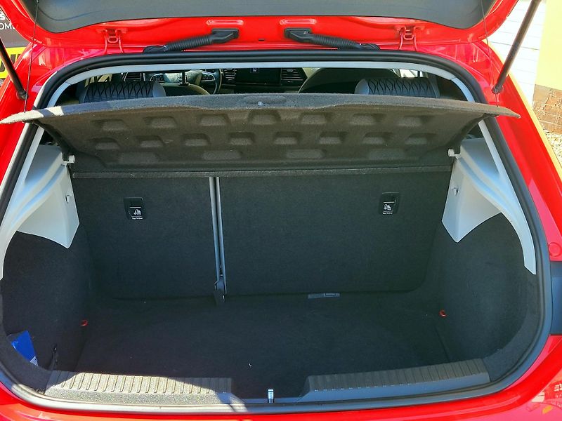 Seat Leon 1,2TSi Style po SERVISE - fotka 12 z 49