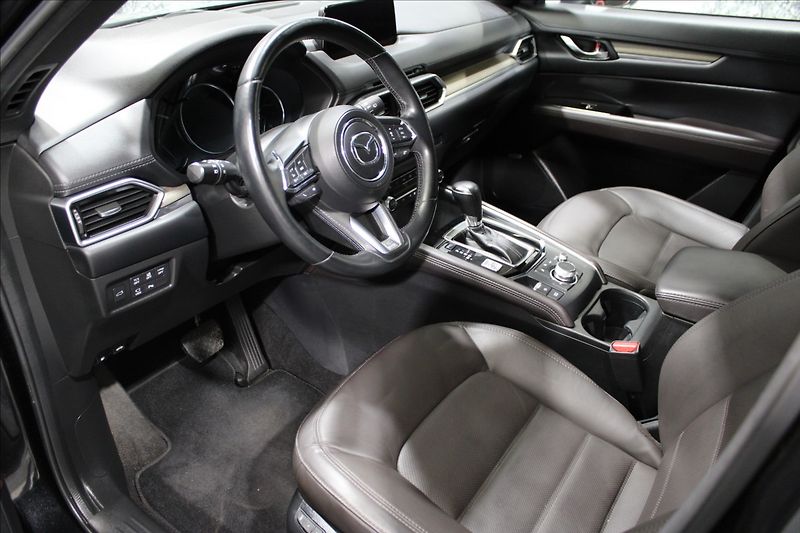 Mazda CX-5 2,5 Takumi Plus - fotka 9 z 31