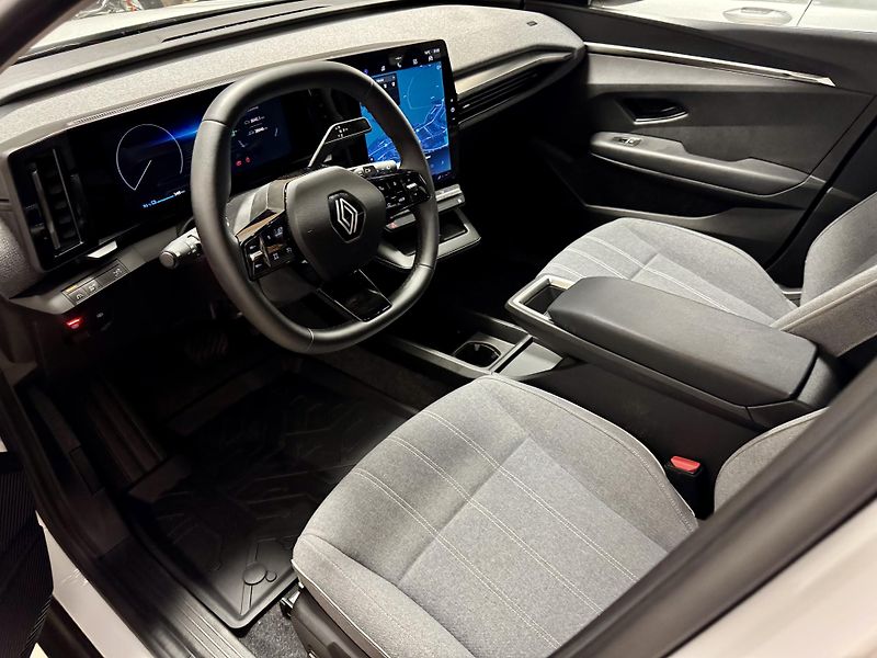 Renault Mégane (2023) E TECH Evolution EV60 1MAJITEL - fotka 12 z 40