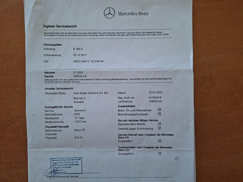 Mercedes-Benz Třídy B (2017) B 180D 80kW -S.KNIHA-SENZORY - fotka 44 z 49