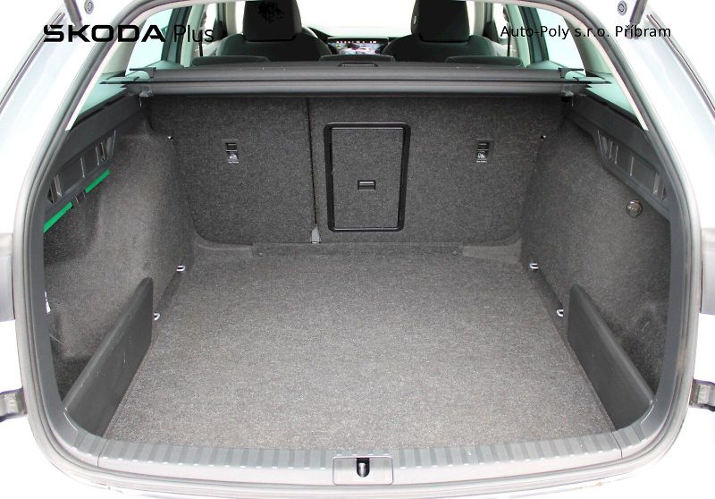 Škoda Octavia (2025) Selection 1.5TSI / 110kW 6°MP - fotka 22 z 24