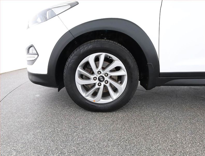 Hyundai Tucson (2016) 1.7 CRDi, Automat, Serv.kniha - fotka 17 z 17
