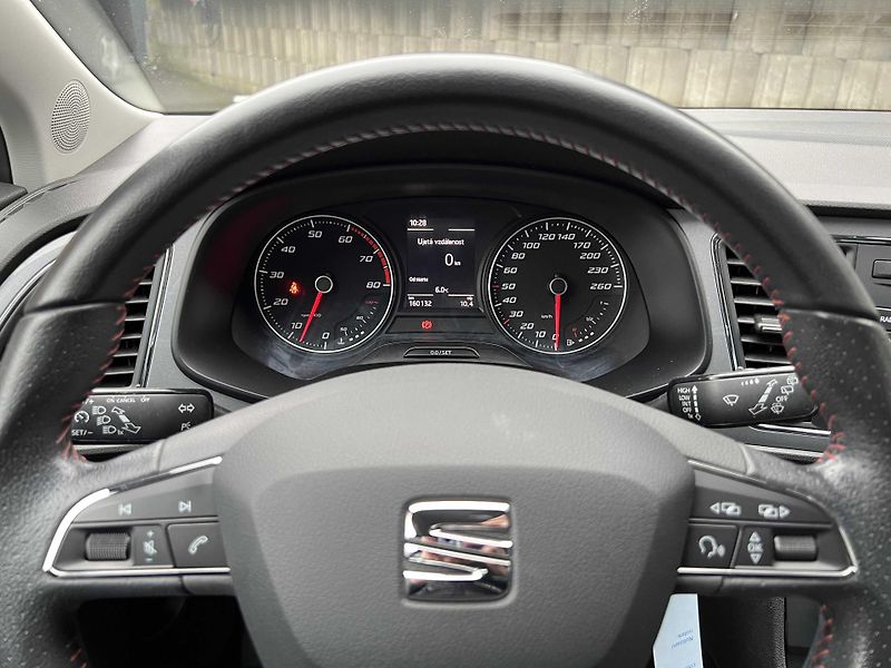 Seat Leon FR 1.4 TSi 90 kW SERVISKA - fotka 13 z 13