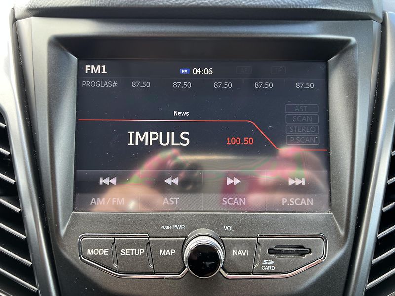 SsangYong Korando 2.0e-XGi NAVI KAMERA KLIMA - fotka 23 z 45