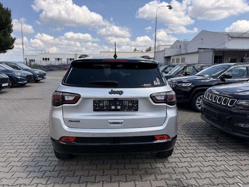 Jeep Compass (2022) 1.3 T4 PHEV 190CV 80 ANNIVERS. - fotka 48 z 55