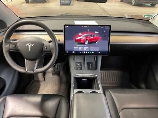 Tesla Model Y (2022) AWD LR tažné      PŘIPRAVUJEME - fotka 8 z 9