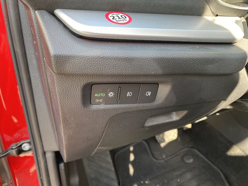 Škoda Octavia (2022) 2.0 TDi, Style, DSG, kůže, - fotka 15 z 21