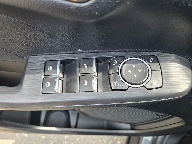 Ford Kuga (2022) Titanium X - 2,0 140kw/190k - - fotka 7 z 28