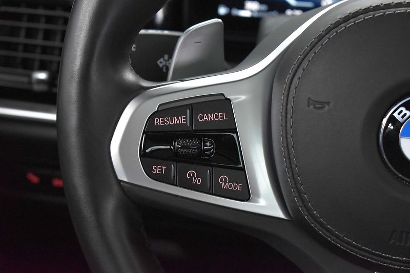 BMW X5 xDrive30d ///M*TAŽNÉ*7.MÍST*ČR - fotka 20 z 51