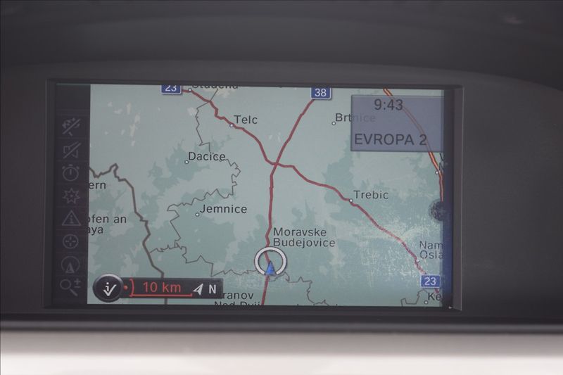 BMW Řada 3 2,0 i 105KW PO SERVISE TOP! - fotka 41 z 48