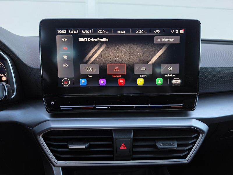 Seat Leon 2.0TDI DSG FR-Line Matrix DPH - fotka 16 z 27